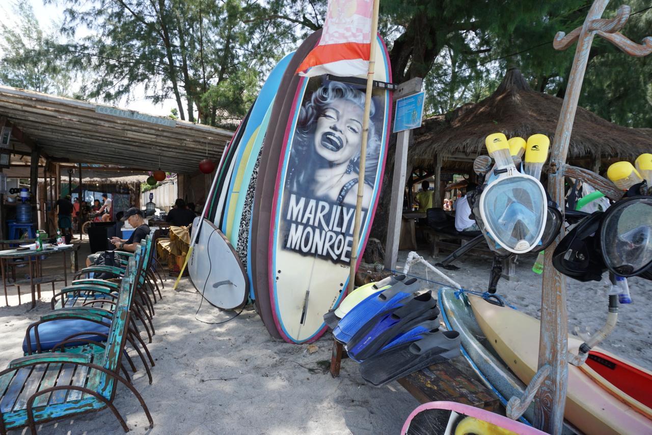 Atlas Gili Party Hostel غيلي تراوانغان المظهر الخارجي الصورة