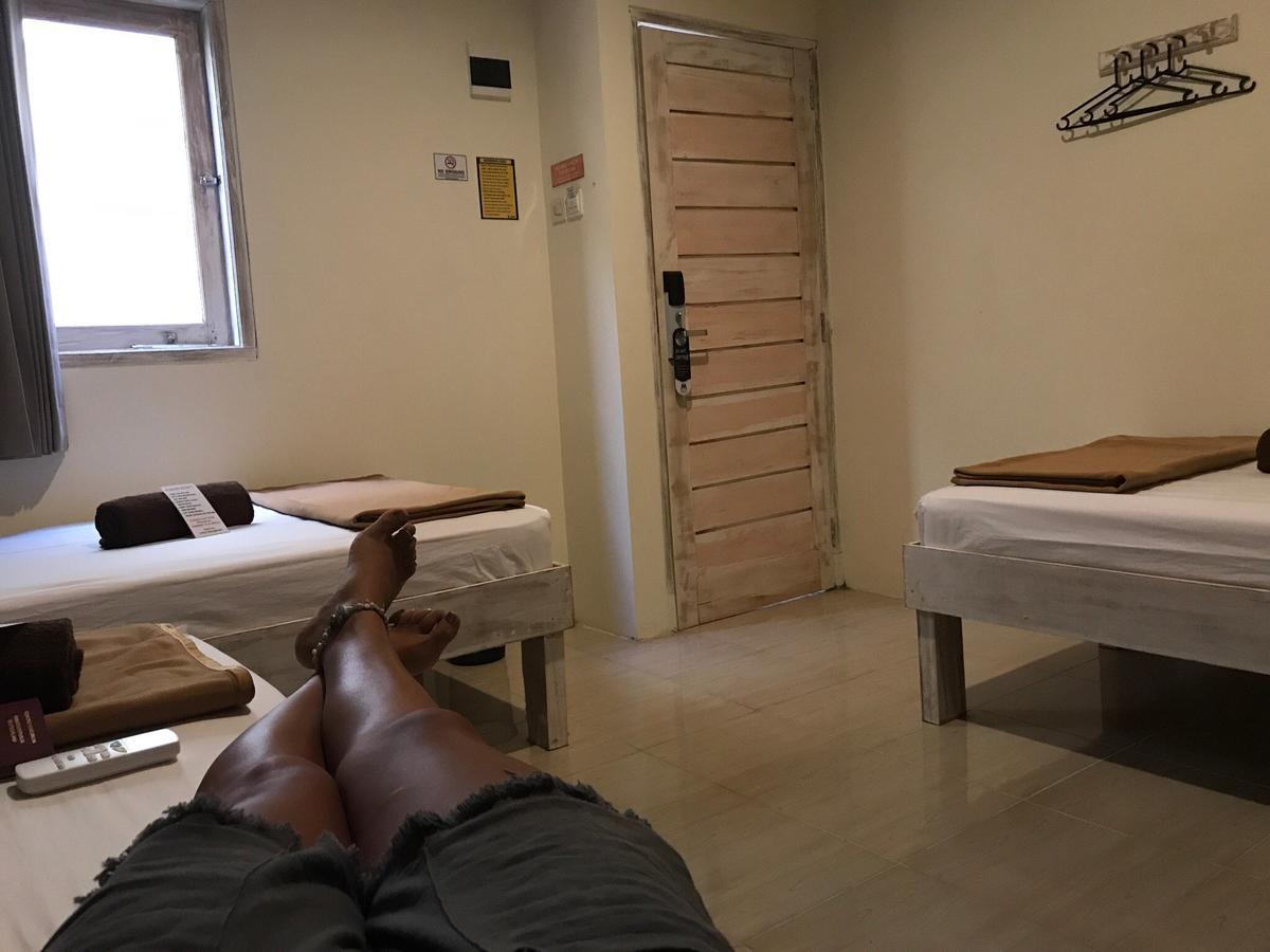 Atlas Gili Party Hostel غيلي تراوانغان المظهر الخارجي الصورة