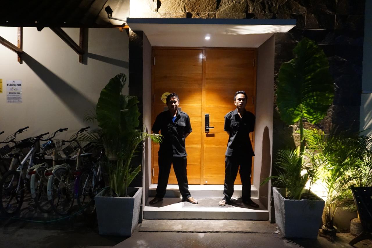 Atlas Gili Party Hostel غيلي تراوانغان المظهر الخارجي الصورة