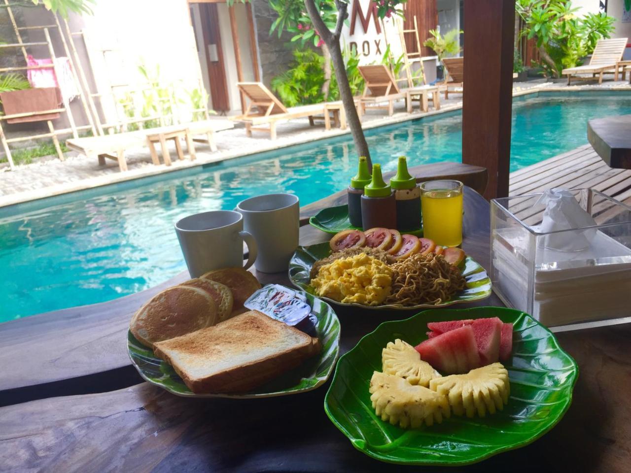 Atlas Gili Party Hostel غيلي تراوانغان المظهر الخارجي الصورة